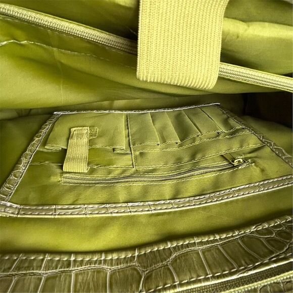 Treviso Green Faux Crocodile Embossed  Laptop Bag - Picture 12 of 15